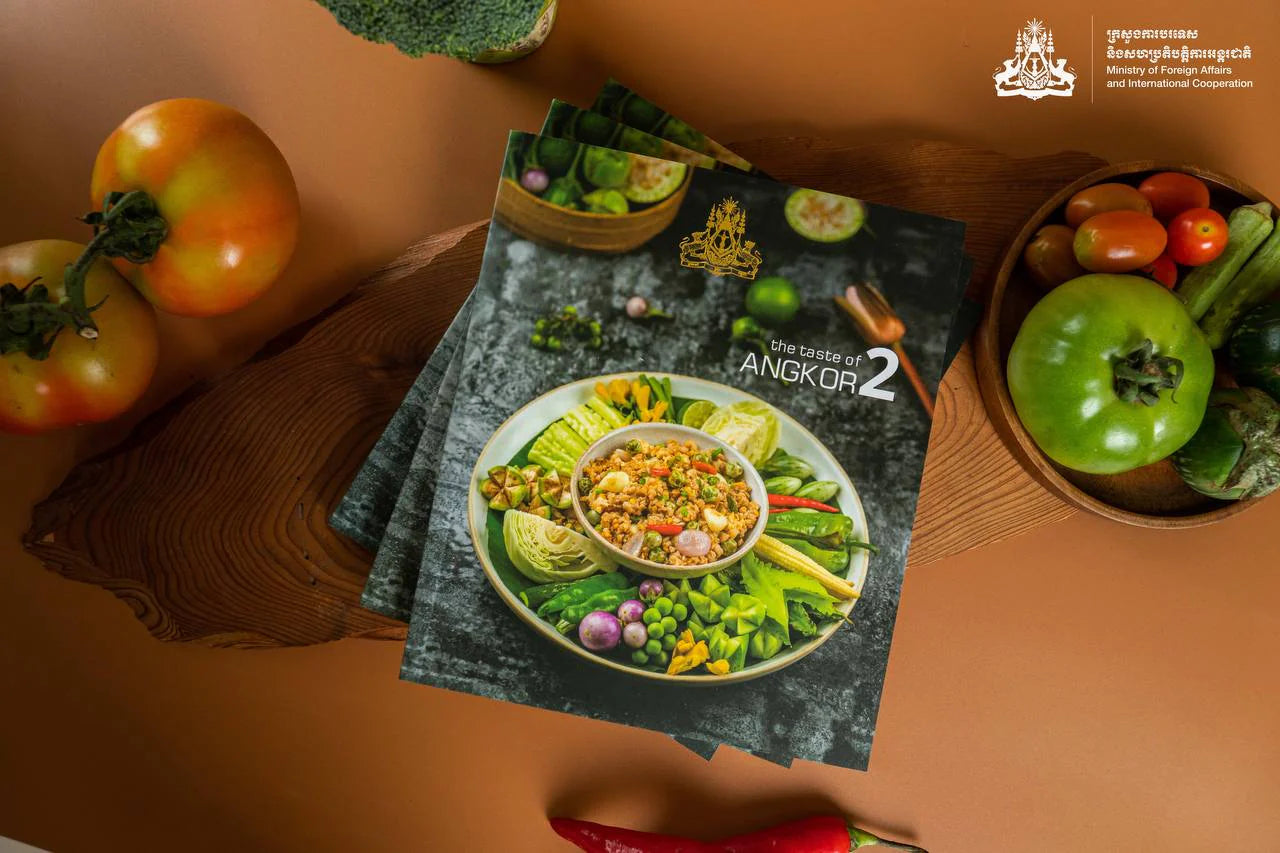 Livre The Taste of Angkor 2